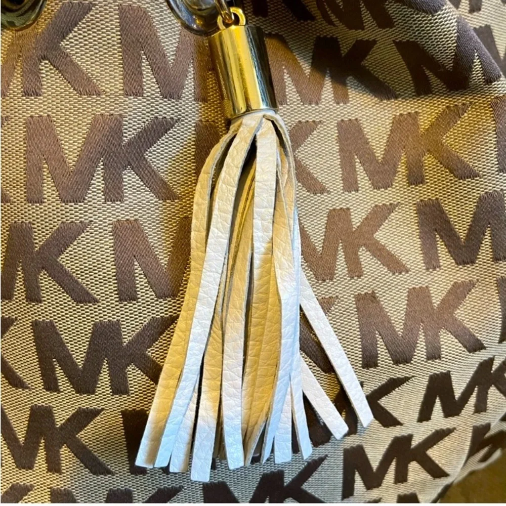 MICHAEL KORS Signature Jacquard Brown/Tan/Vanilla Handbag, GUC